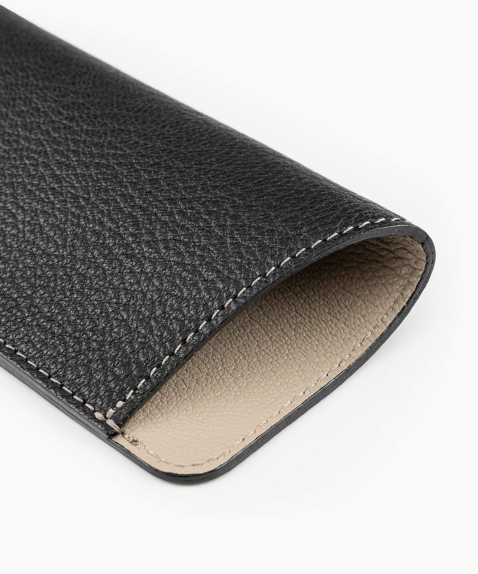 外装（シェーブル）：Black、内装（シェーブル）：Beige、糸色：内装と同系色